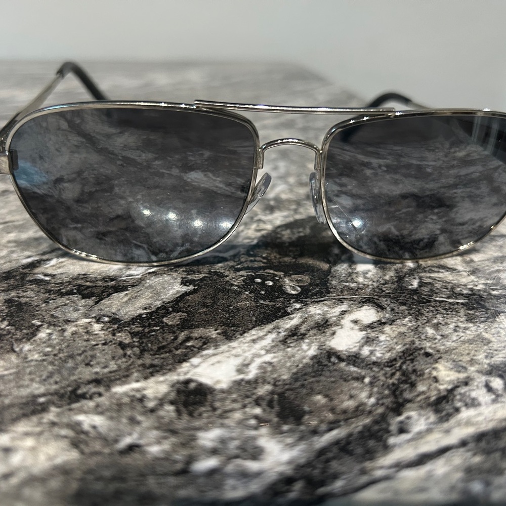 Foster Grant Silver Sunglasses